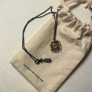 Pyrrha talisman White Night